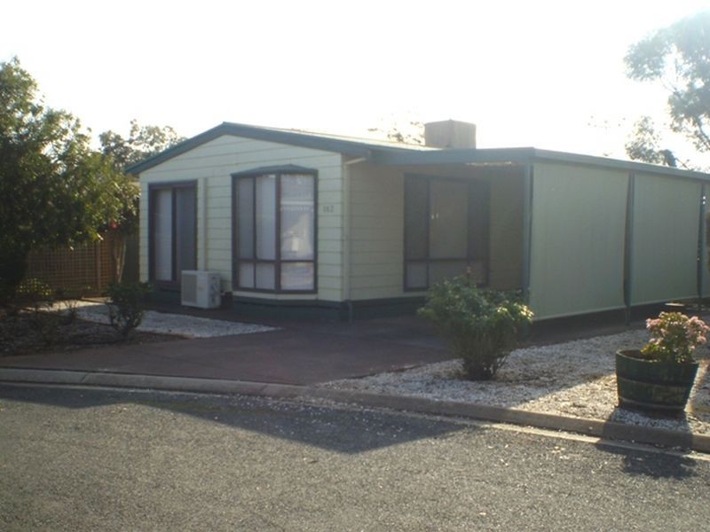 162 CASUARINA AVENUE, Hillier SA 5116