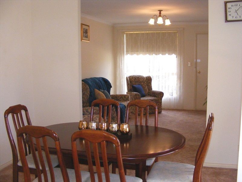 37A Warooka Crescent, Smithfield SA 5114
