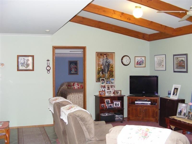 186 HAKEA AVENUE, Evanston SA 5116