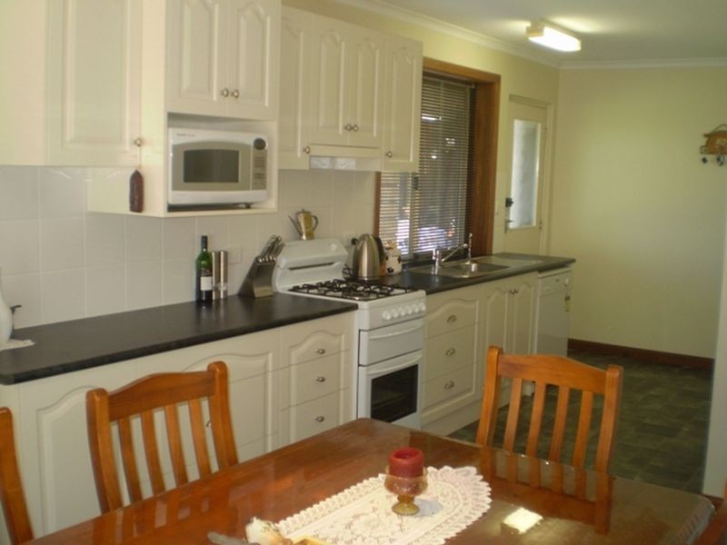 34 QUONDONG AVENUE, Parafield Gardens SA 5107