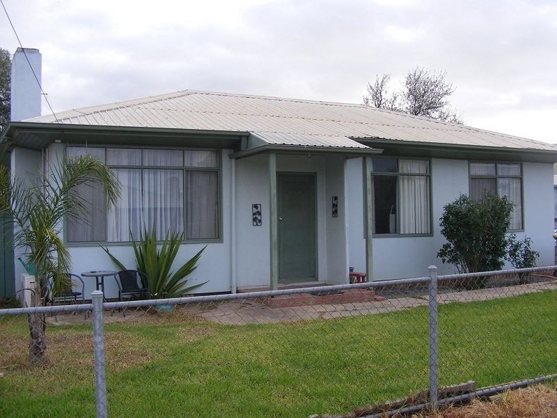 2 Elaine Street, Evanston SA 5116