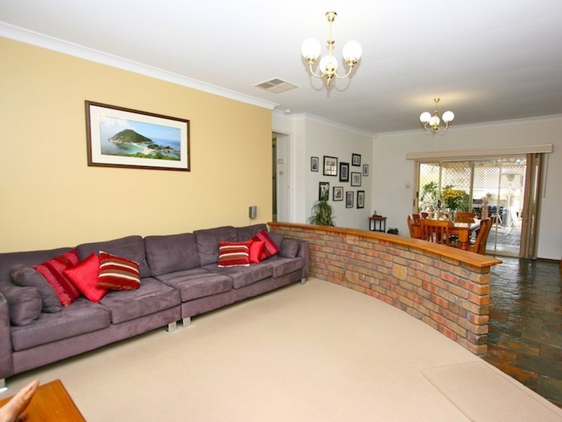 8 Stithians Drive, Gawler East SA 5118