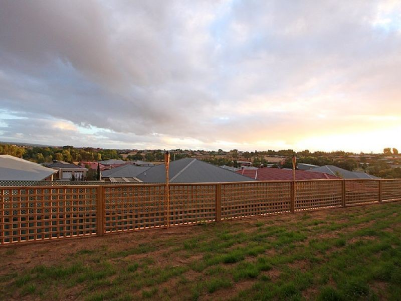 10 Teal Court, Hewett SA 5118