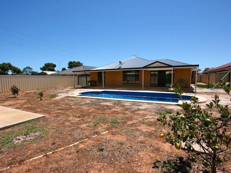 9 Virgara Court, Munno Para West SA 5115