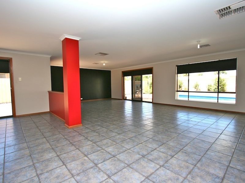 9 Virgara Court, Munno Para West SA 5115