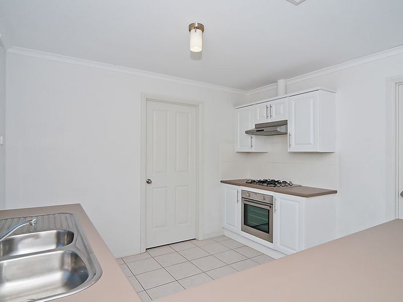 8 Britha Avenue, Evanston SA 5116