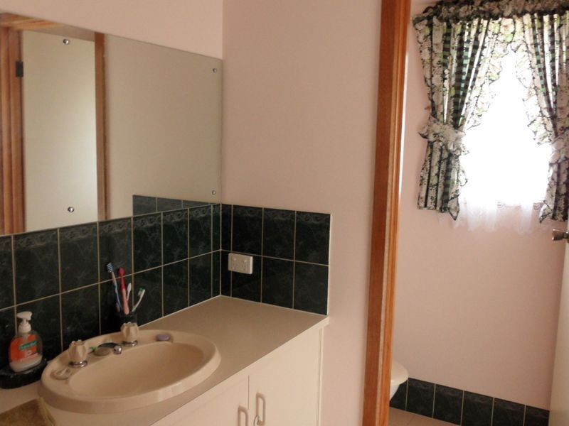 2 Riverview Parade, Blakeview SA 5114