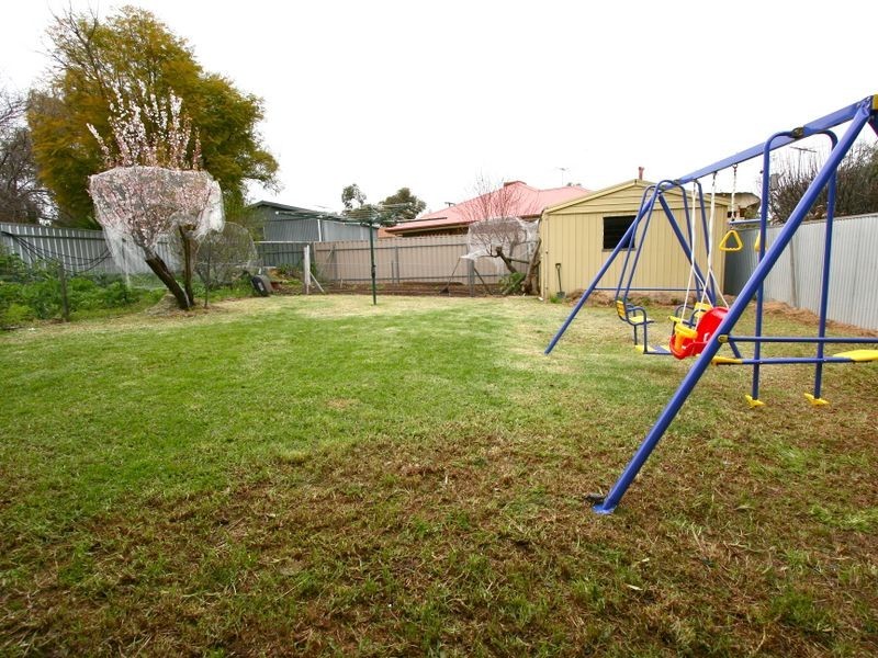 9 Barossa Avenue, Gawler East SA 5118