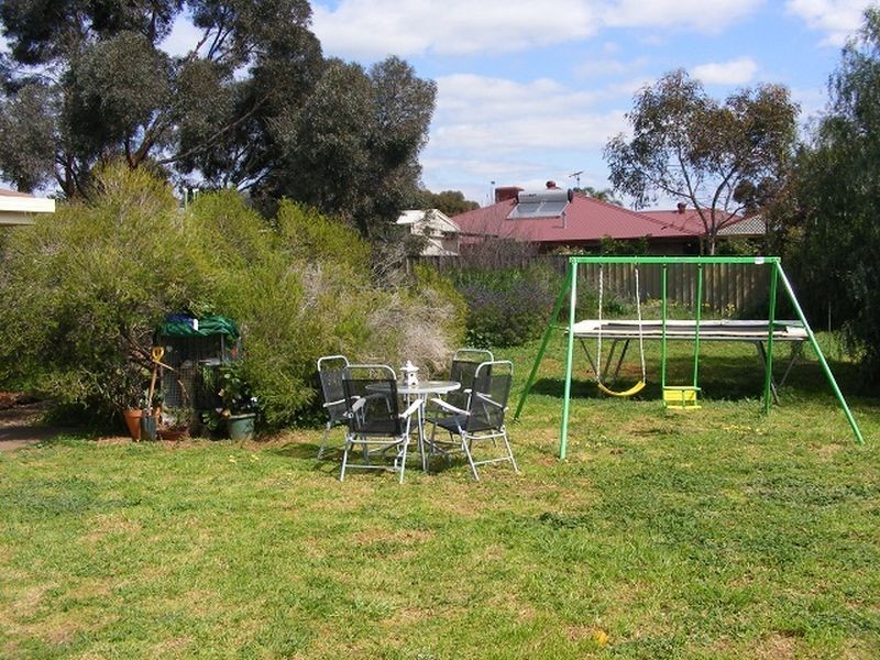 18 Purcell Grove, Evanston Park SA 5116