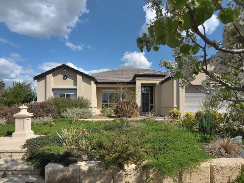 6 Kingfisher Drive, Hewett SA 5118