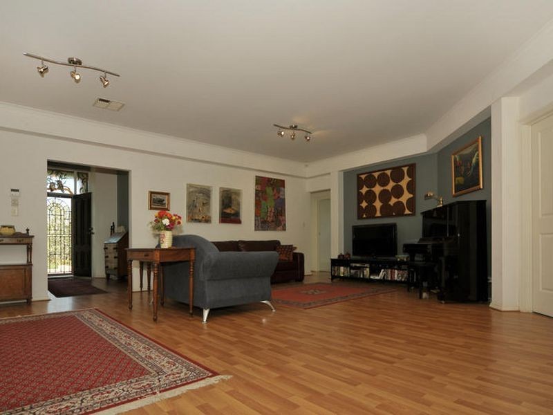 6 Kingfisher Drive, Hewett SA 5118