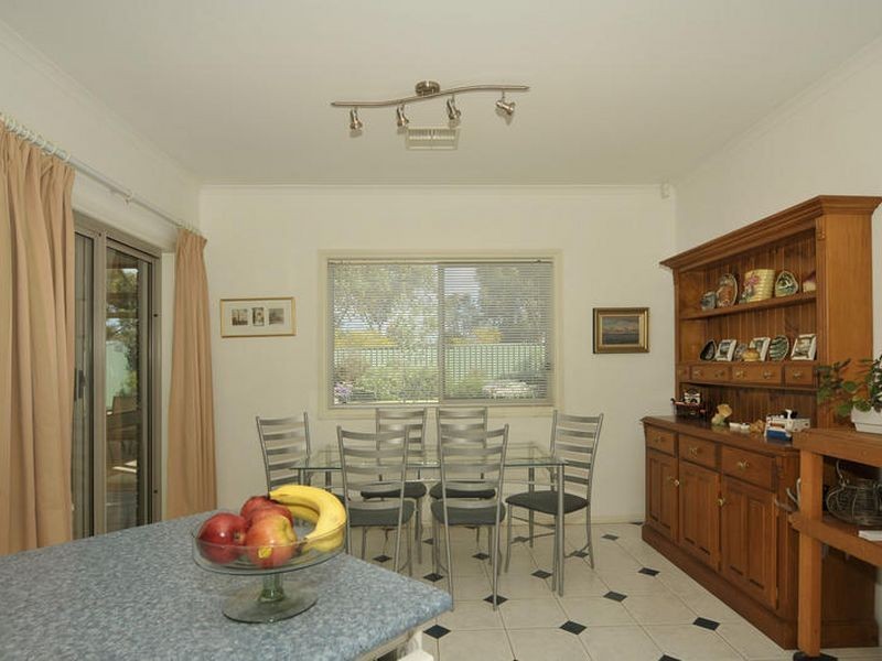 6 Kingfisher Drive, Hewett SA 5118