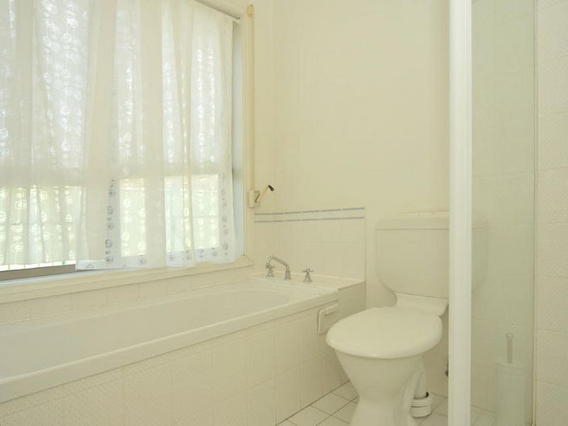 6 Kingfisher Drive, Hewett SA 5118