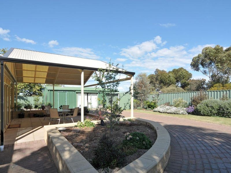 6 Kingfisher Drive, Hewett SA 5118