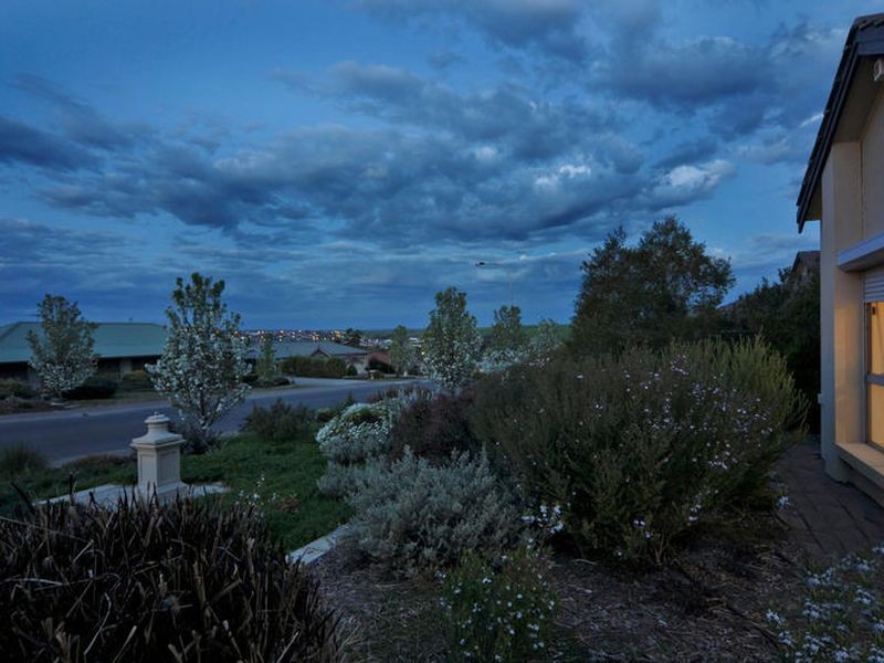 6 Kingfisher Drive, Hewett SA 5118