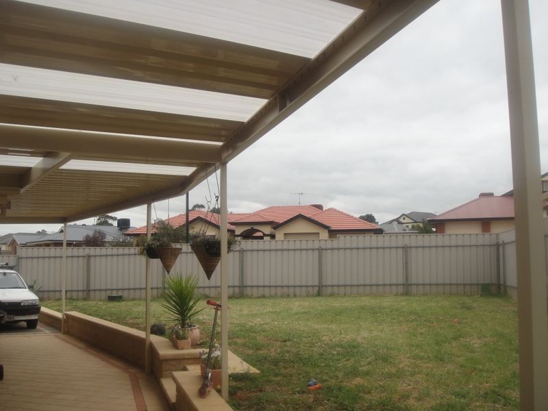 34 Thiele Crescent, Evanston Park SA 5116