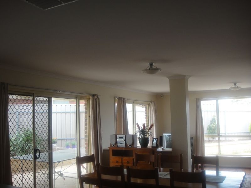 34 Thiele Crescent, Evanston Park SA 5116