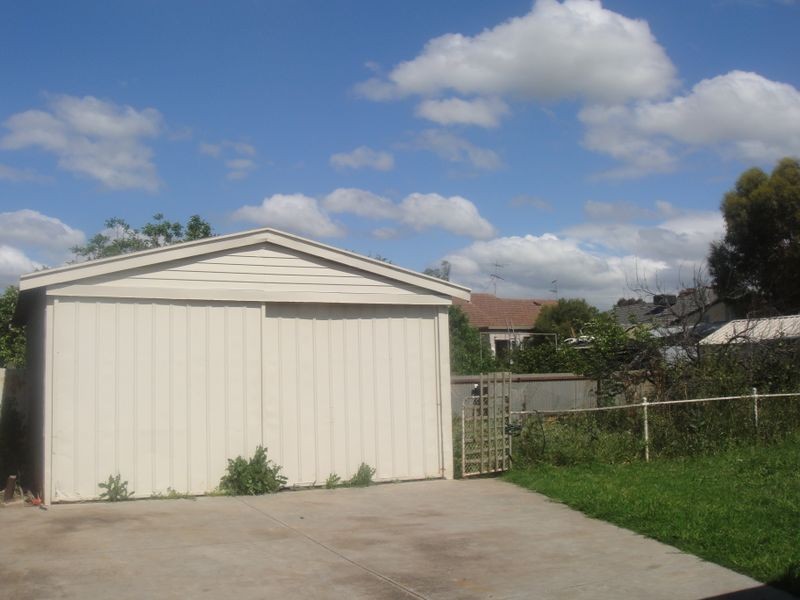 12 Edward Crescent, Evanston Park SA 5116