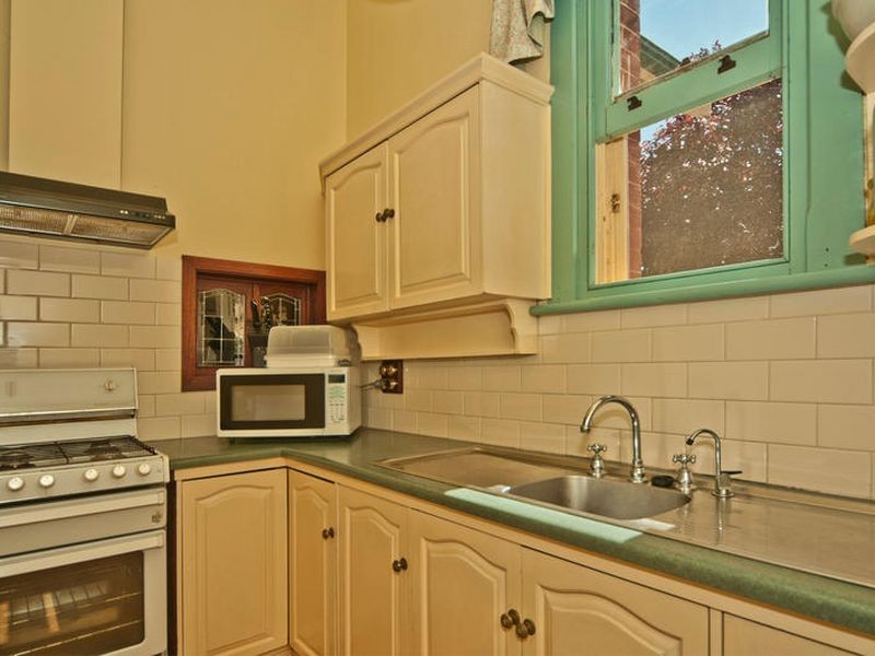 2 Holmes Street, Willaston SA 5118