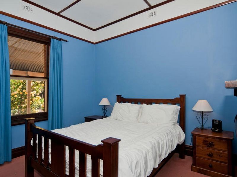 2 Holmes Street, Willaston SA 5118