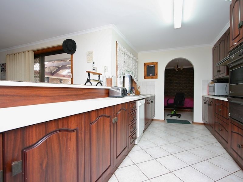 9 Hutchins Street, Gawler East SA 5118