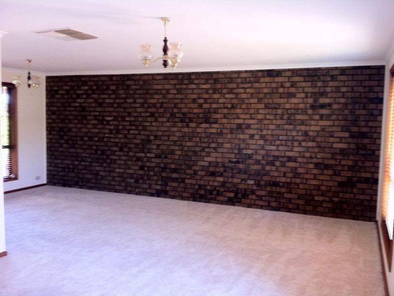 9 Hutchins Street, Gawler East SA 5118