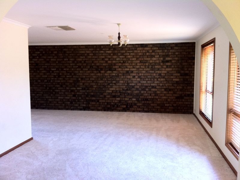 9 Hutchins Street, Gawler East SA 5118