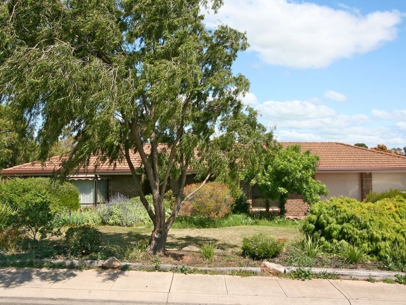 9 Hutchins Street, Gawler East SA 5118