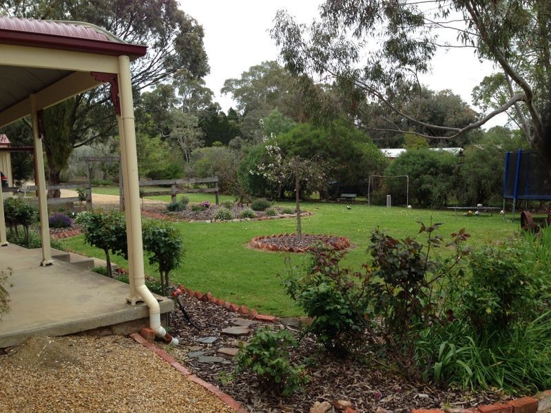 29 Whiteman Road, Williamstown SA 5351