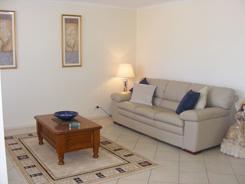 104 Sunnyside Drive, Evanston Park SA 5116