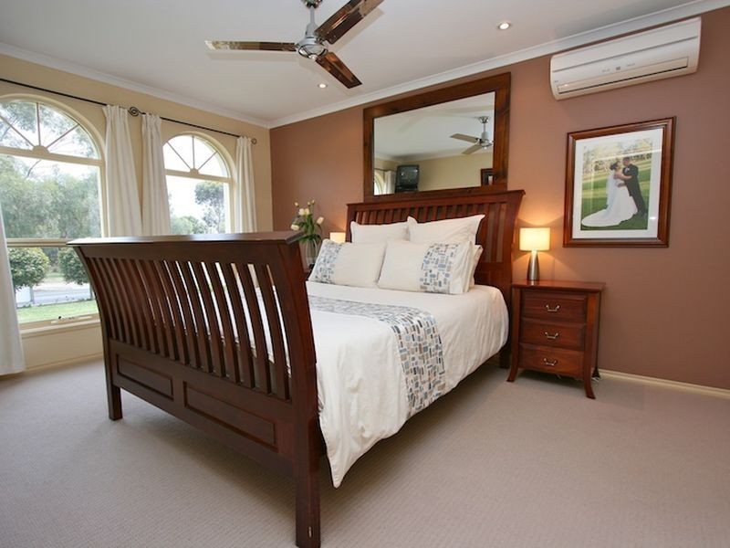 16 Gleeson Grove, Evanston Park SA 5116