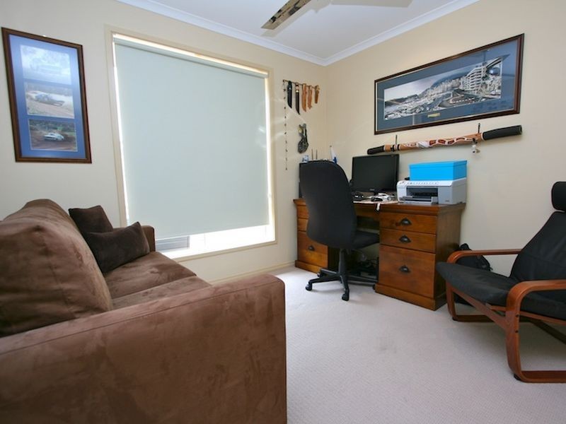 16 Gleeson Grove, Evanston Park SA 5116