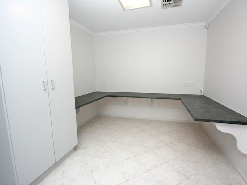 33 Burke Parade, Hewett SA 5118