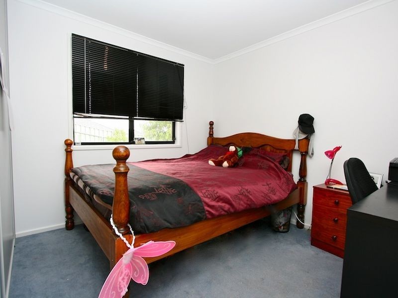 33 Burke Parade, Hewett SA 5118