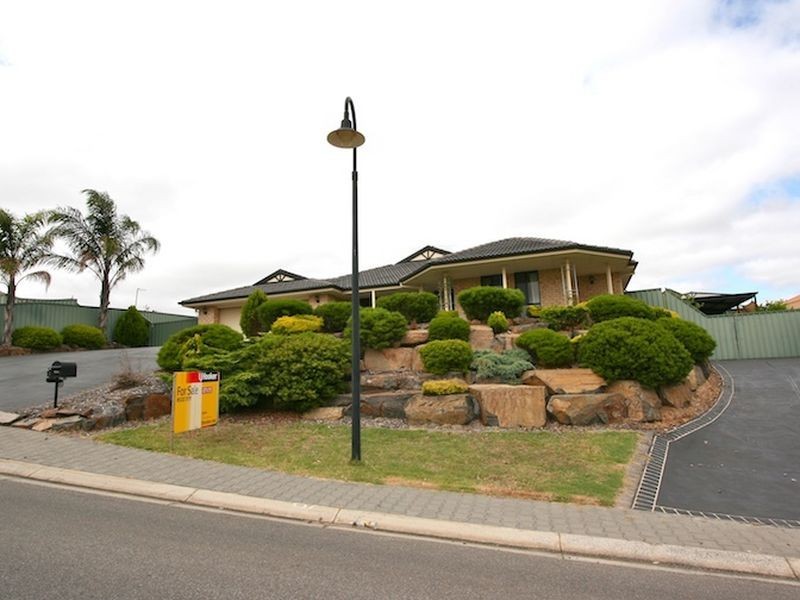 33 Burke Parade, Hewett SA 5118