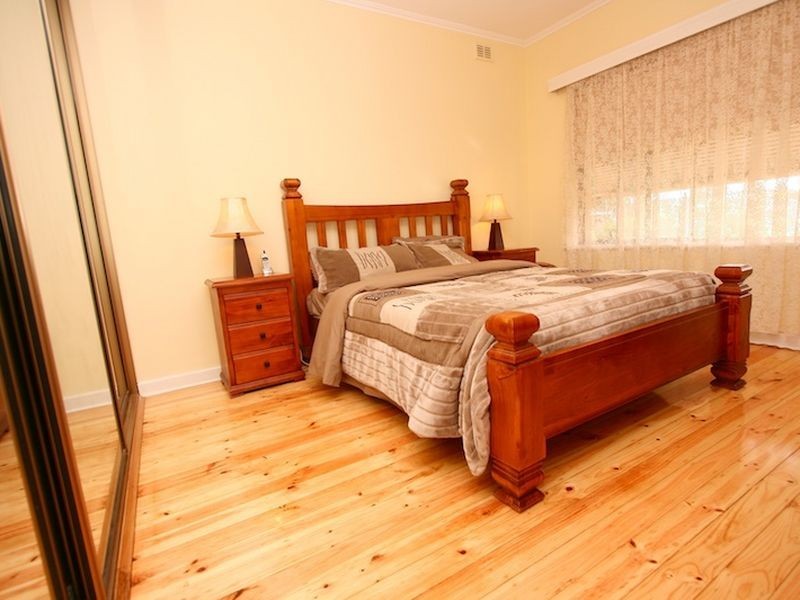 18 Margaret Street, Evanston SA 5116