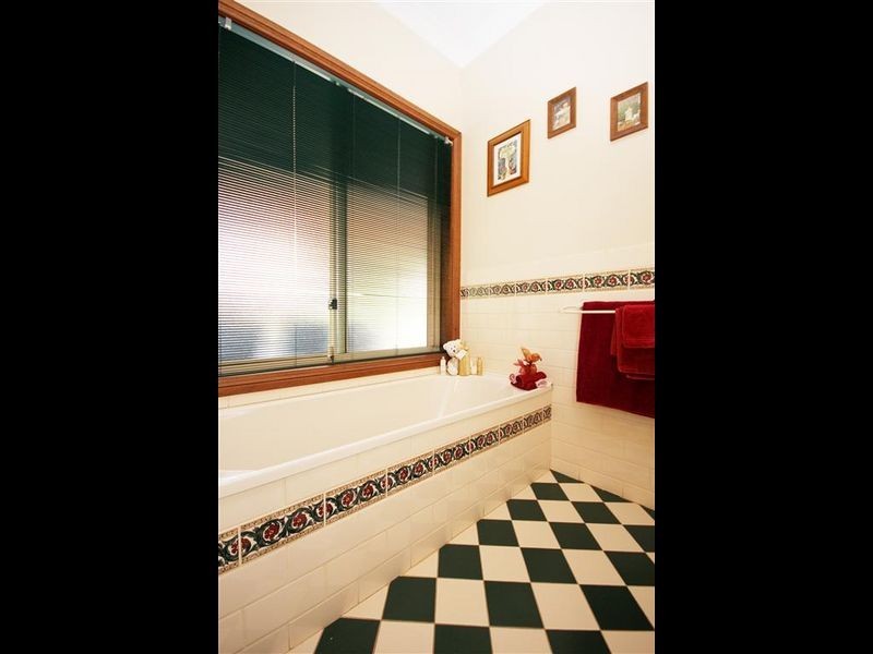 14 Norman Court, Gawler East SA 5118