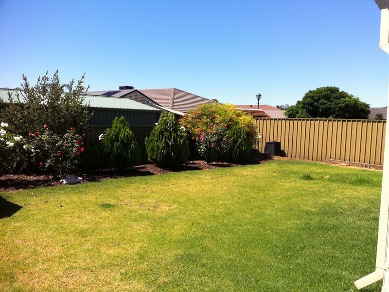 6 Darlton Court, Andrews Farm SA 5114