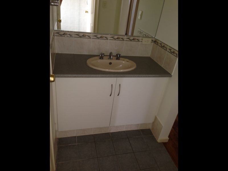 1E Young Terrace, Evanston Gardens SA 5116