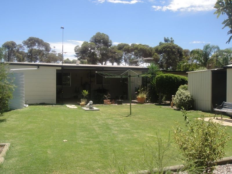 24 Gartrell Street, Roseworthy SA 5371