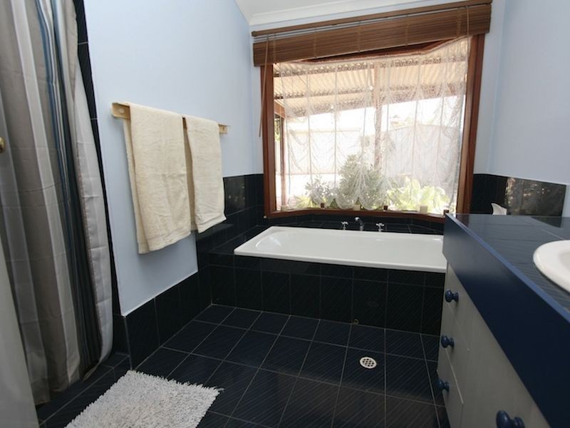 20 High Street, Willaston SA 5118