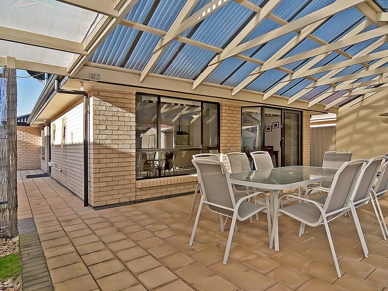 25 McGonigal Drive, Willaston SA 5118