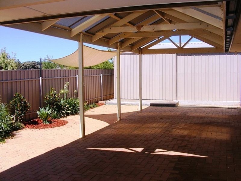 9 Witt Way, Evanston Park SA 5116