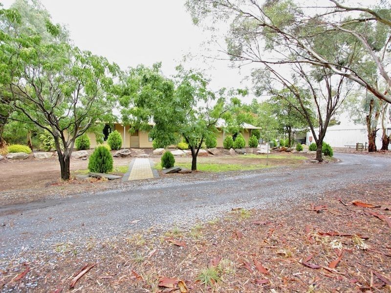 16 Erina Court, Lewiston SA 5501