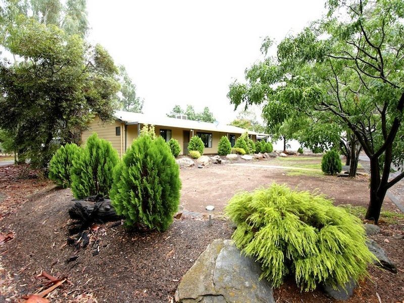 16 Erina Court, Lewiston SA 5501