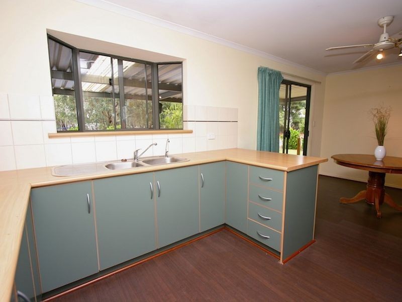 16 Erina Court, Lewiston SA 5501