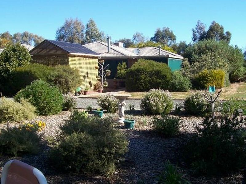 3 Margaret Road, Lewiston SA 5501