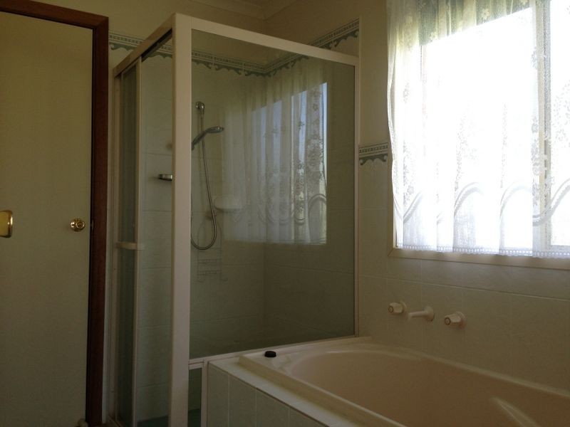 4 Selway Place, Evanston Park SA 5116