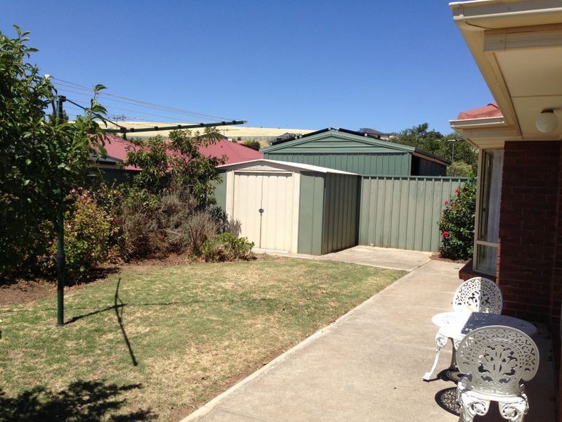 4 Selway Place, Evanston Park SA 5116