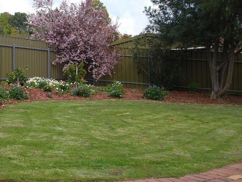 8 Mcgahan Crescent, Gawler East SA 5118
